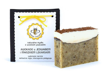 Mydło naturalne AWOKADO Z JEDWABIEM I MNISZKIEM LEKARSKIM, 95g, Miodowa mydlarnia